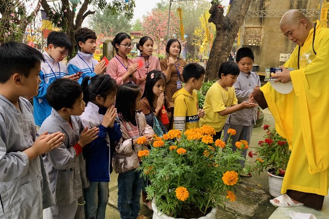 One - Day Retreat at Dong Cao pagoda