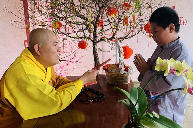 One - Day Retreat at Dong Cao pagoda