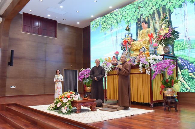 Khóa tu “Một ngày sống thiền” cùng thầy Pháp Nhật