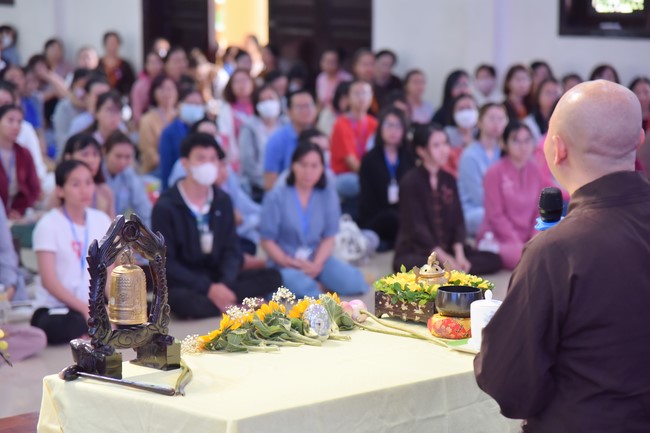 Khóa tu “Một ngày sống thiền” cùng thầy Pháp Nhật