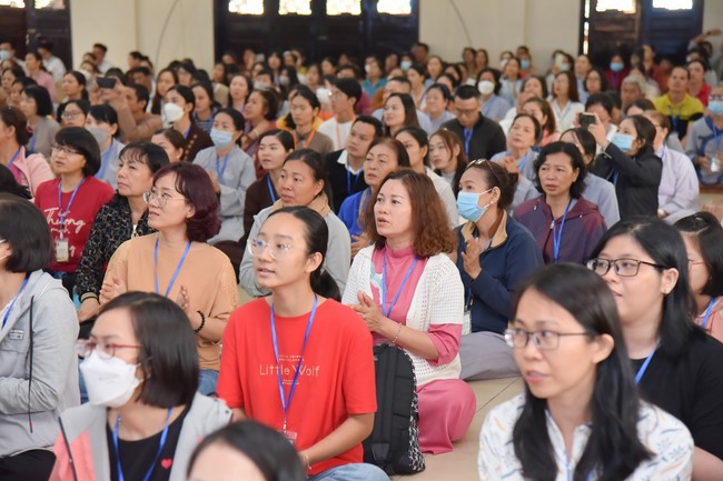 Khóa tu “Một ngày sống thiền” cùng thầy Pháp Nhật