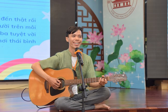 Khóa tu “Một ngày sống thiền” cùng thầy Pháp Nhật