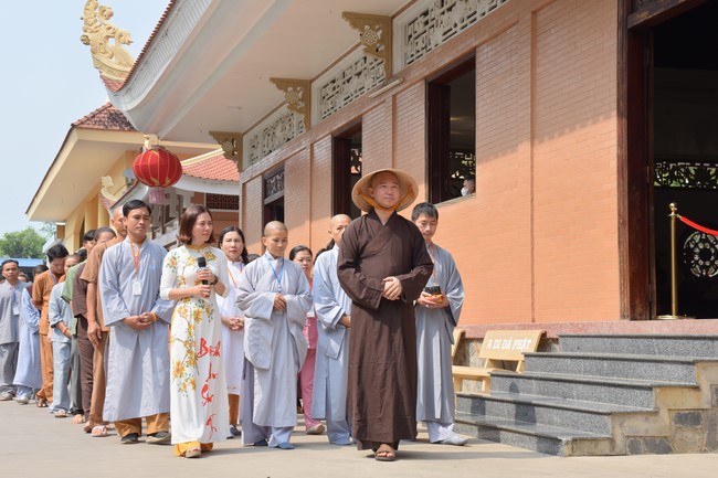 Khóa tu “Một ngày sống thiền” cùng thầy Pháp Nhật