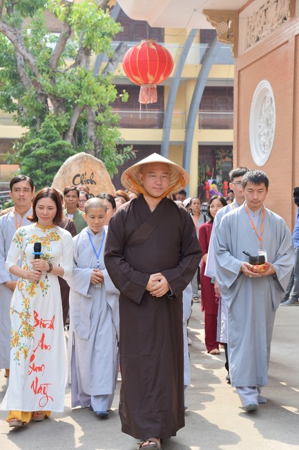 Khóa tu “Một ngày sống thiền” cùng thầy Pháp Nhật