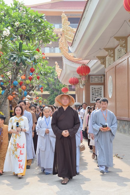 Khóa tu “Một ngày sống thiền” cùng thầy Pháp Nhật