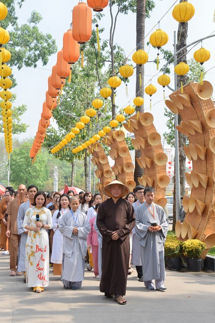 Khóa tu “Một ngày sống thiền” cùng thầy Pháp Nhật