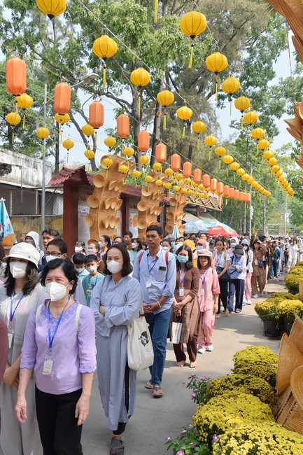 Khóa tu “Một ngày sống thiền” cùng thầy Pháp Nhật