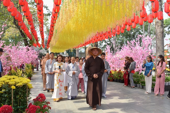 Khóa tu “Một ngày sống thiền” cùng thầy Pháp Nhật