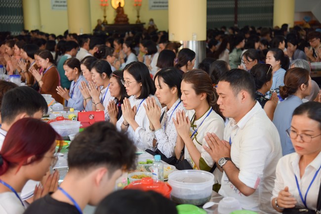 Khóa tu “Một ngày sống thiền” cùng thầy Pháp Nhật