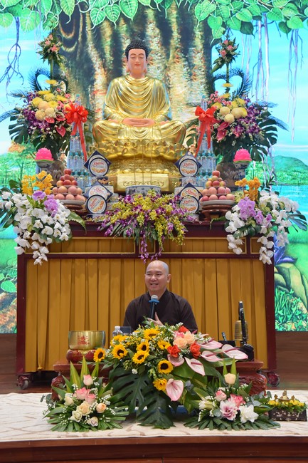 Khóa tu “Một ngày sống thiền” cùng thầy Pháp Nhật