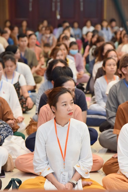 Khóa tu “Một ngày sống thiền” cùng thầy Pháp Nhật