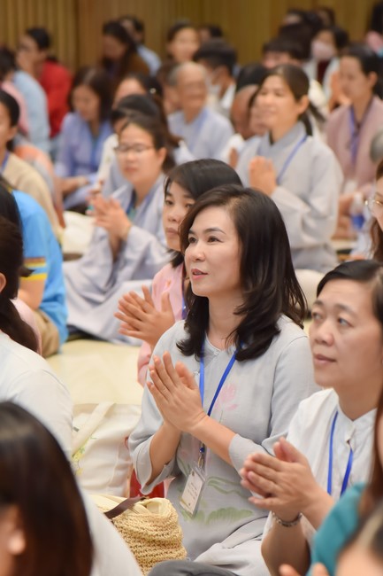 Khóa tu “Một ngày sống thiền” cùng thầy Pháp Nhật