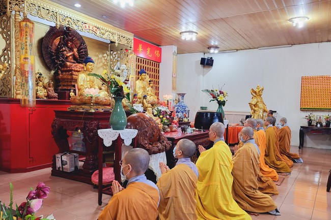 The Great Ceremony of Peaceful Prayers for the Lunar New Year of the Rabbit at Lingyin Temple, Taiwan.