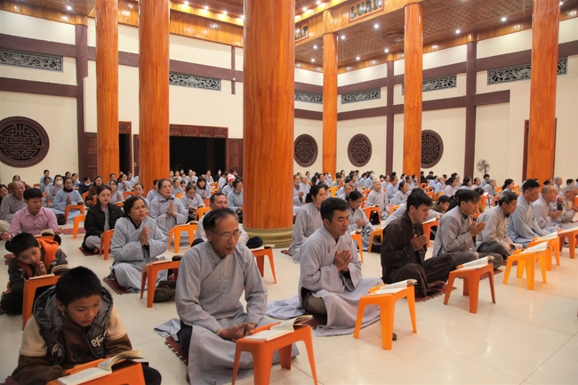Repentance ceremony on Jan. 29th, Year of the Cat at Giai Lam Temple – Ha Tinh