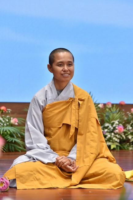 The temple protecting the nation's soul Retreat of Nhan Sinh Club.