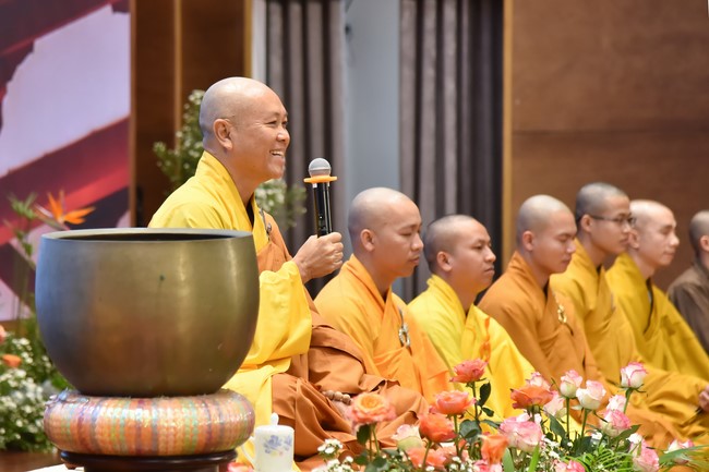 The temple protecting the nation's soul Retreat of Nhan Sinh Club.