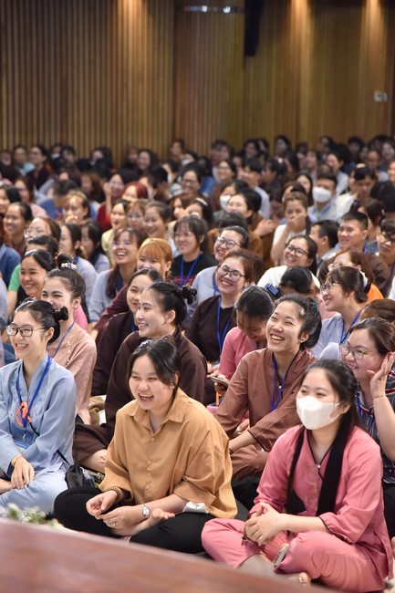 The temple protecting the nation's soul Retreat of Nhan Sinh Club.