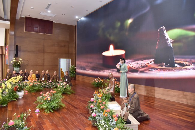 The temple protecting the nation's soul Retreat of Nhan Sinh Club.