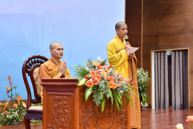The temple protecting the nation's soul Retreat of Nhan Sinh Club.