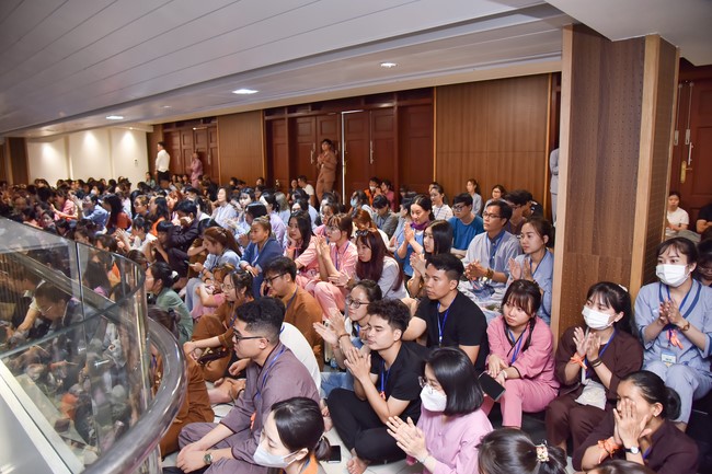 The temple protecting the nation's soul Retreat of Nhan Sinh Club.