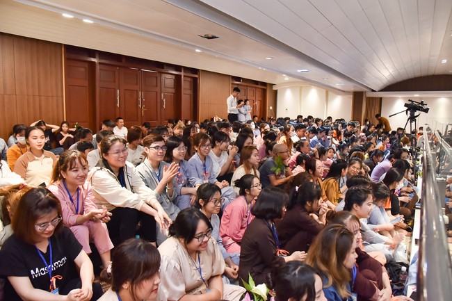 The temple protecting the nation's soul Retreat of Nhan Sinh Club.
