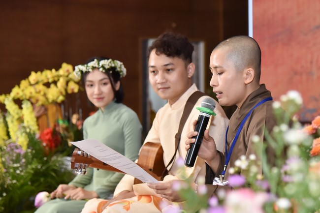 The temple protecting the nation's soul Retreat of Nhan Sinh Club.