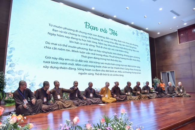 The temple protecting the nation's soul Retreat of Nhan Sinh Club.