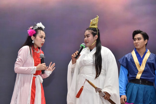 The temple protecting the nation's soul Retreat of Nhan Sinh Club.