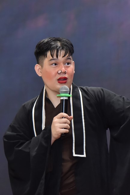 The temple protecting the nation's soul Retreat of Nhan Sinh Club.