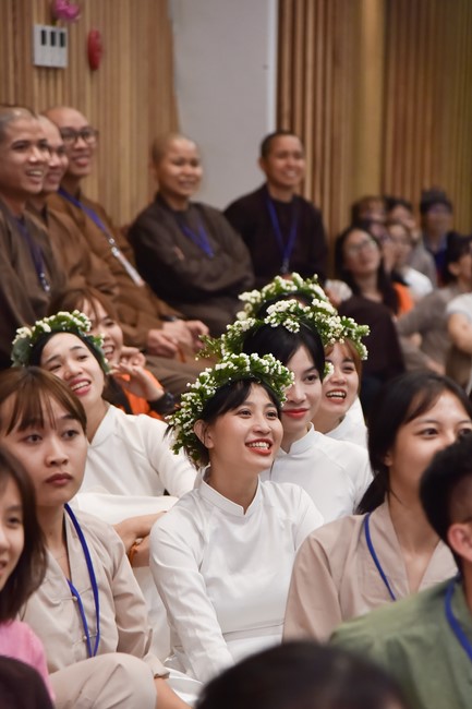 The temple protecting the nation's soul Retreat of Nhan Sinh Club.