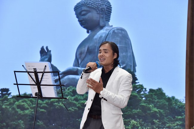 The temple protecting the nation's soul Retreat of Nhan Sinh Club.