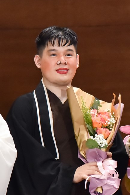 The temple protecting the nation's soul Retreat of Nhan Sinh Club.