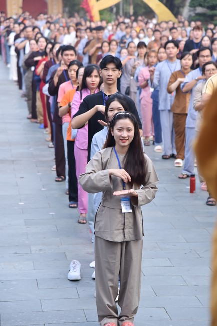 The temple protecting the nation's soul Retreat of Nhan Sinh Club.