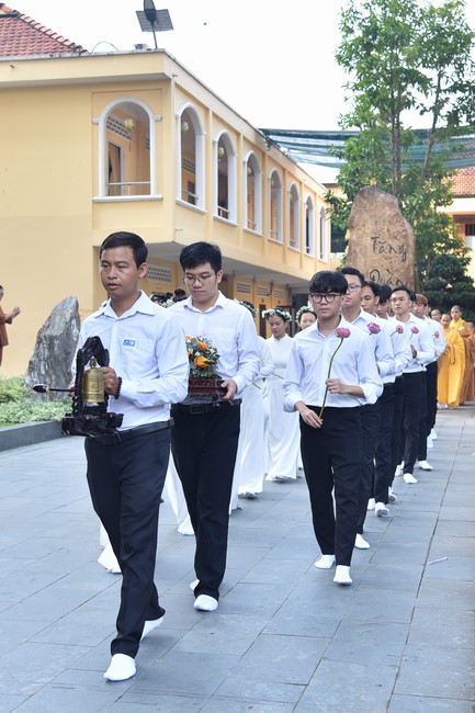 The temple protecting the nation's soul Retreat of Nhan Sinh Club.