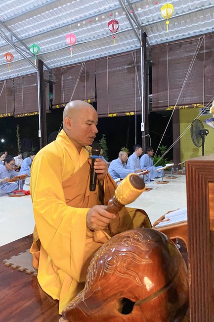 Repentant ceremony on Jan. 29th, Year of the Cat at     Suoi Phap Pagoda
