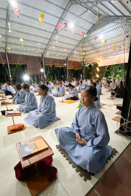 Repentant ceremony on Jan. 29th, Year of the Cat at     Suoi Phap Pagoda