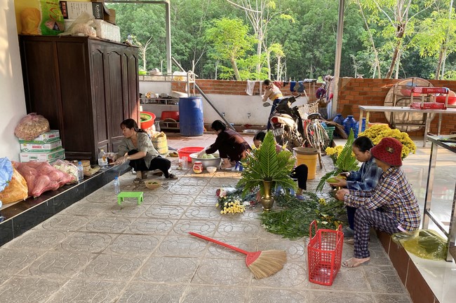 Repentant ceremony on Jan. 29th, Year of the Cat at     Suoi Phap Pagoda