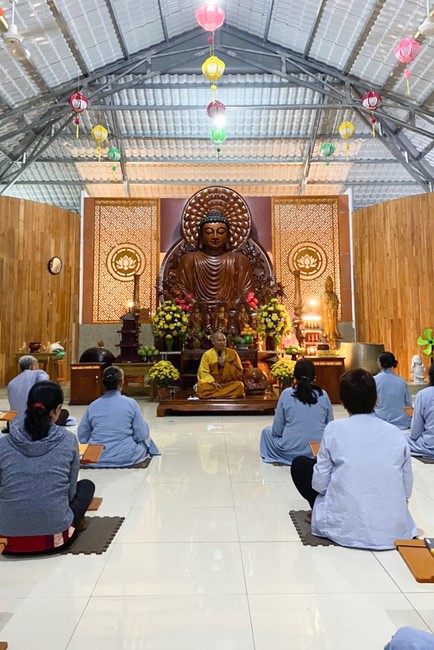 Repentant ceremony on Jan. 29th, Year of the Cat at     Suoi Phap Pagoda