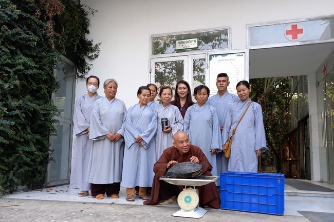 Handing over tortoises and pigeons at Dau Tieng Wildlife Conservation Station, Binh Duong