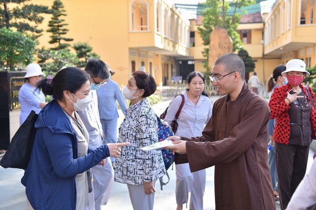 Tu niệm Phật một ngày