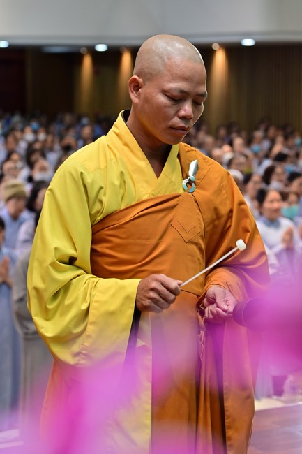 Tu niệm Phật một ngày