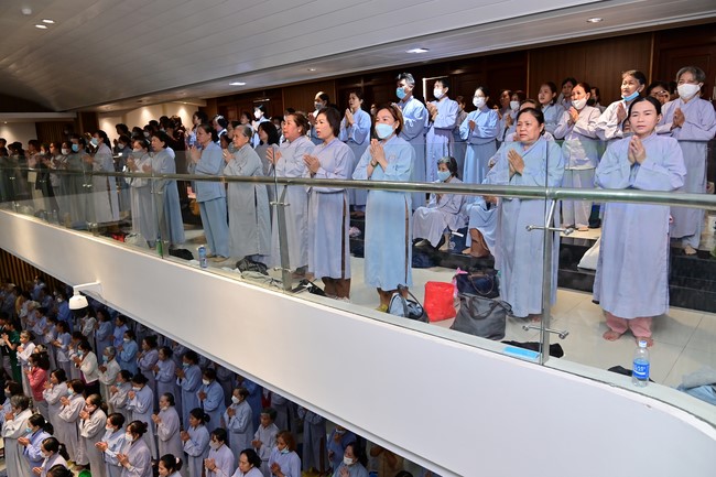 Tu niệm Phật một ngày