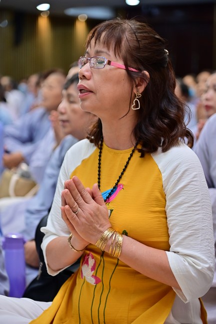 Tu niệm Phật một ngày