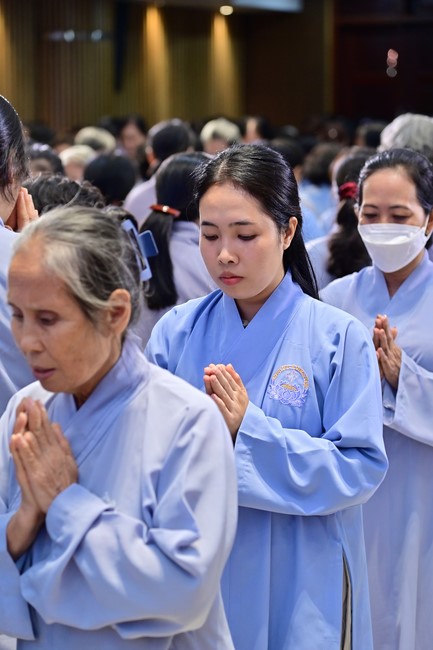 Tu niệm Phật một ngày