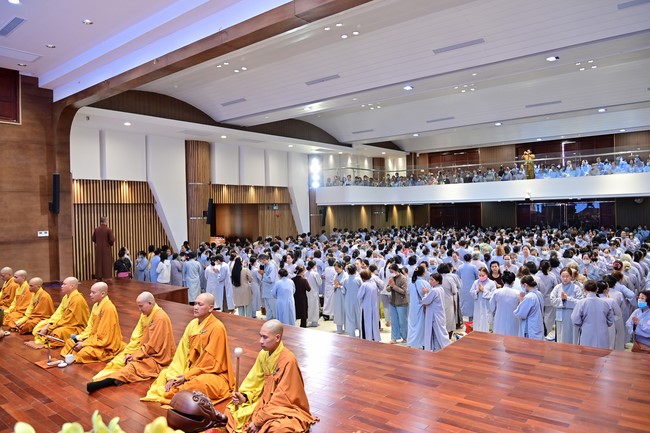 Tu niệm Phật một ngày