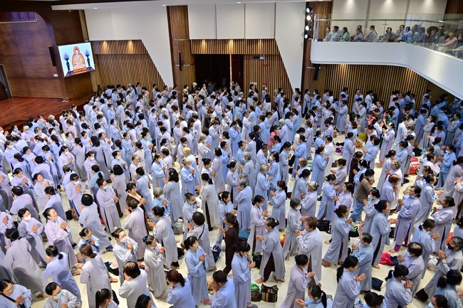 Tu niệm Phật một ngày