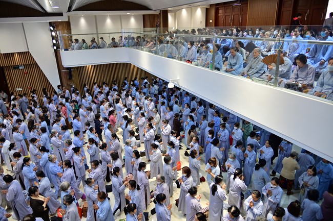 Tu niệm Phật một ngày