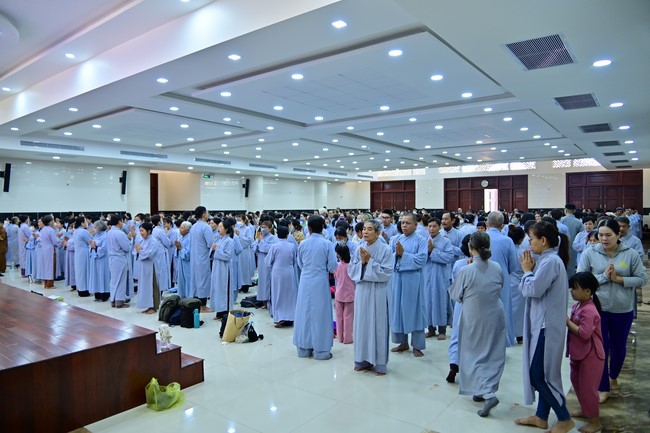 Tu niệm Phật một ngày