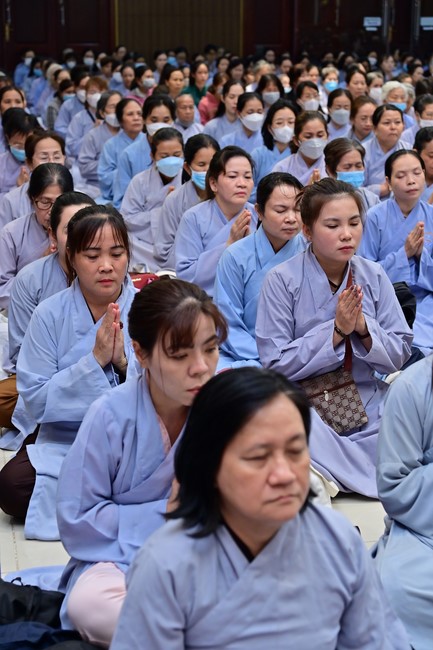 Tu niệm Phật một ngày