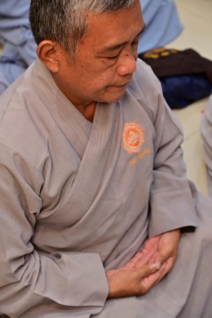 Tu niệm Phật một ngày